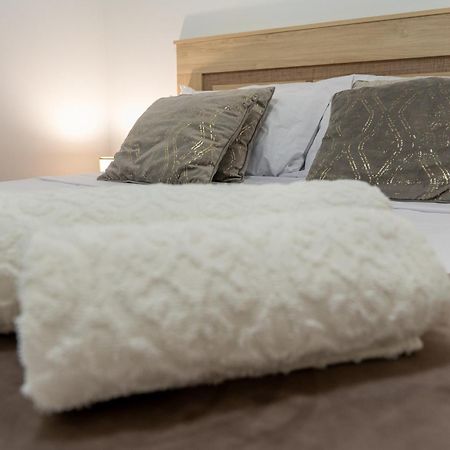 Apartamento Turistico Lux Center Walencja Zewnętrze zdjęcie